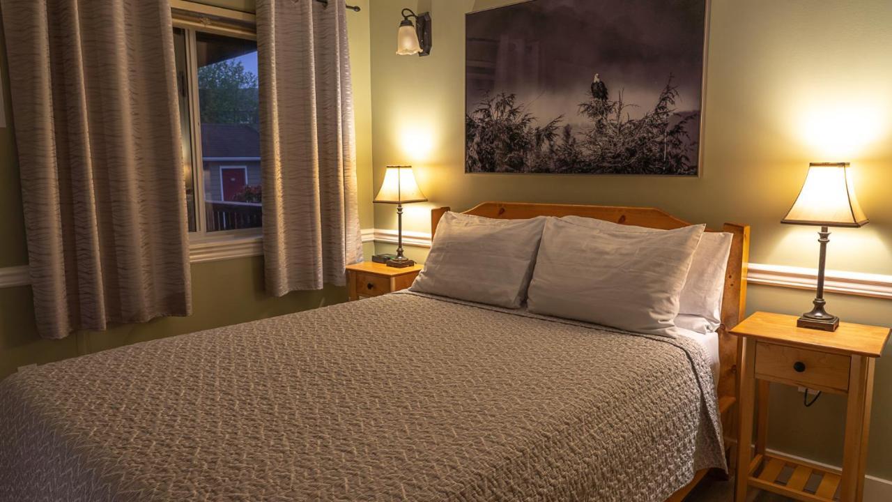 Wild Pacific Guest Suites Ucluelet Εξωτερικό φωτογραφία